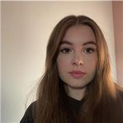 Biochemistry student who is able to offer affordable biology and chemistry tutoring